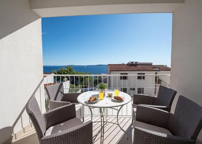 Apartments Amneris